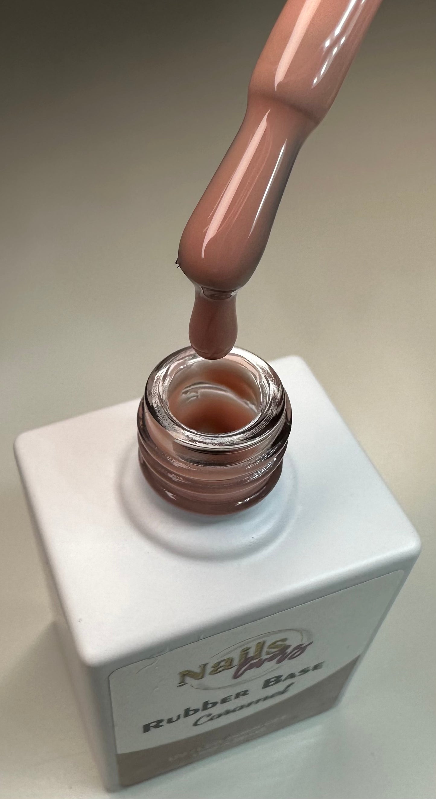 CARAMEL RUBBER BASE