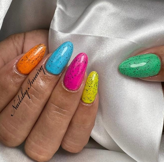 EGGSHELL NEON COLLECTION